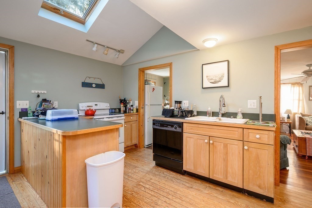 18 Chamberlain Ct