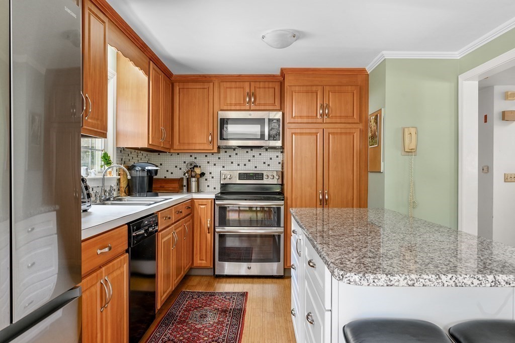 1150 Shootflying Hill Rd