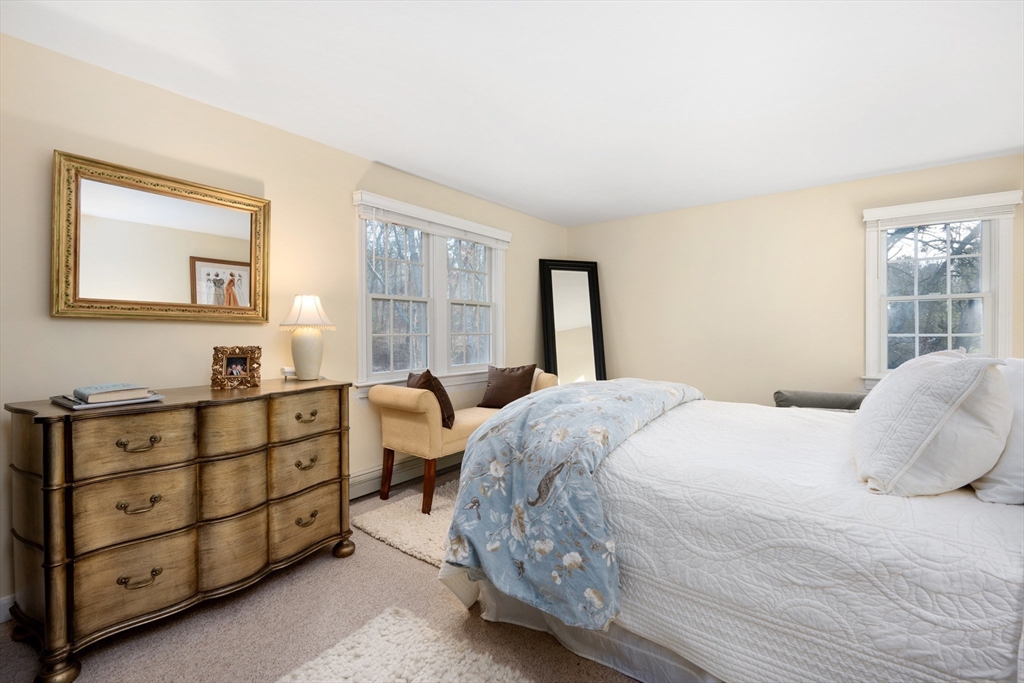 17 Briar Patch Rd