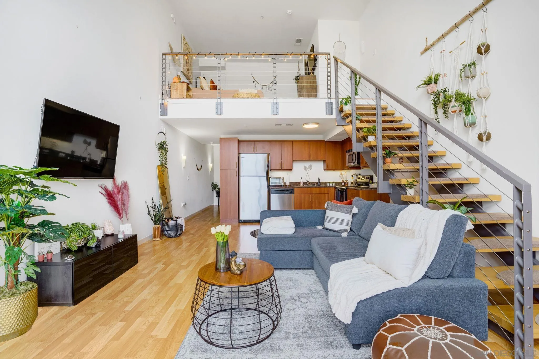 889 Date Street Unit 522