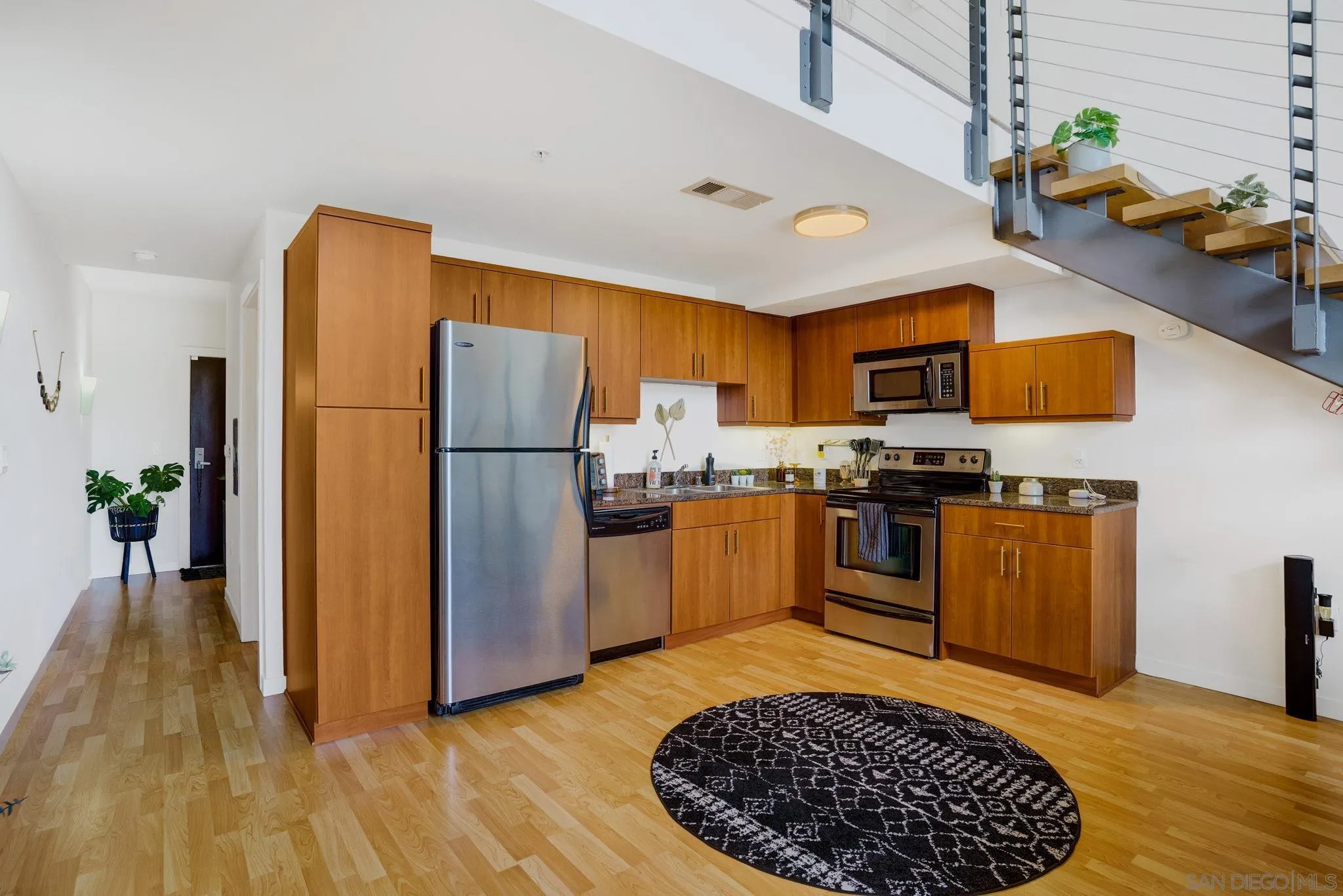 889 Date Street Unit 522