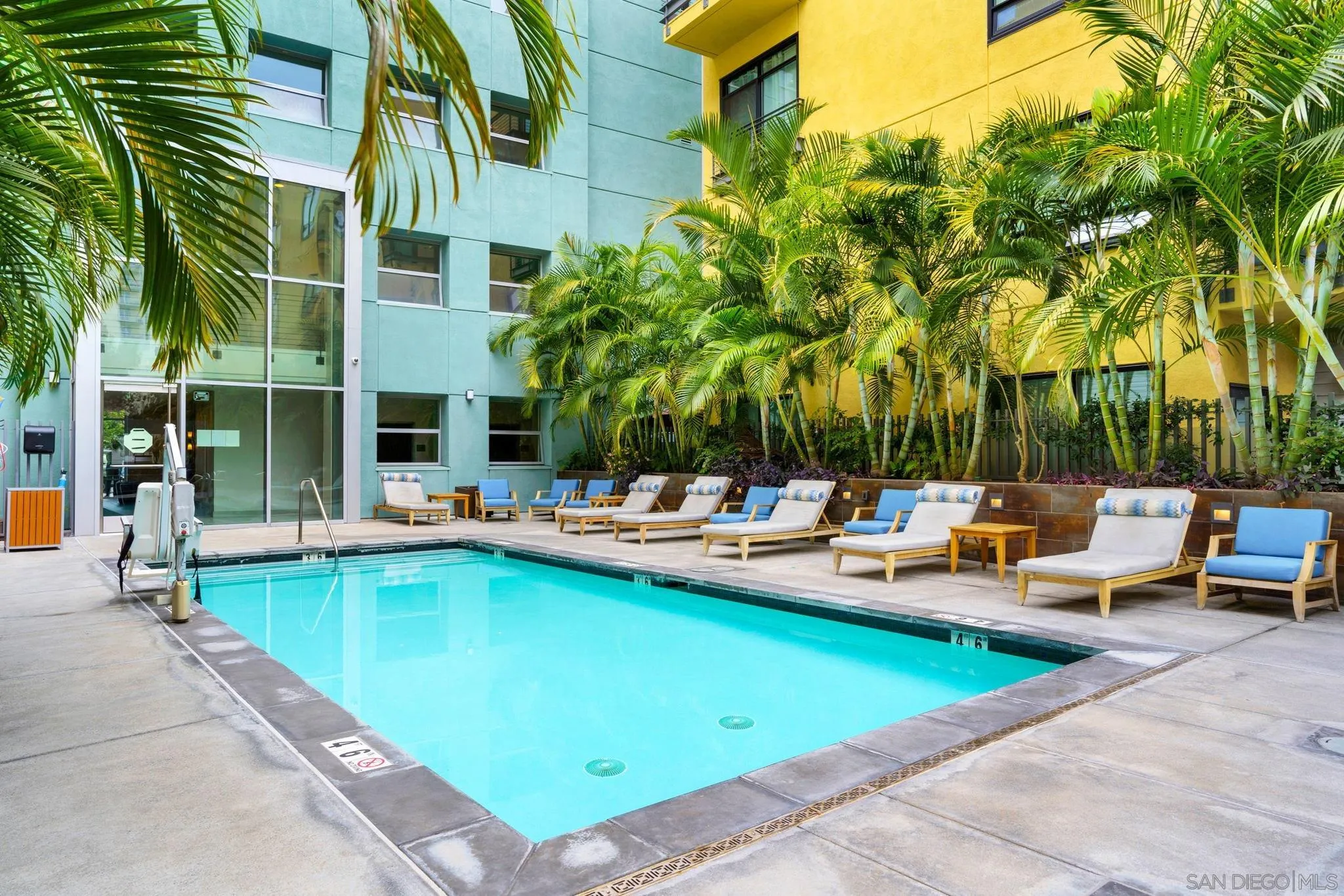 889 Date Street Unit 522