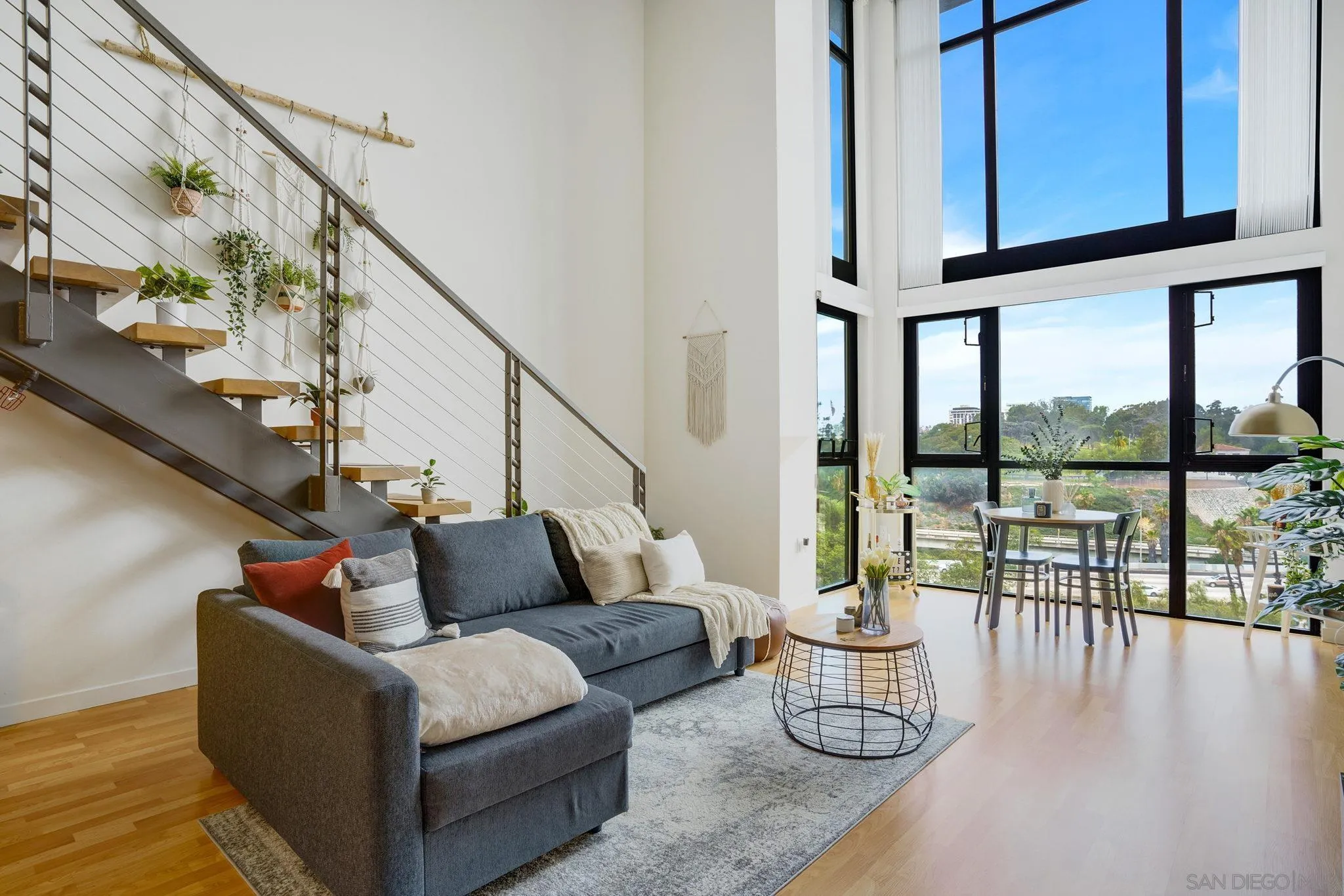 889 Date Street Unit 522