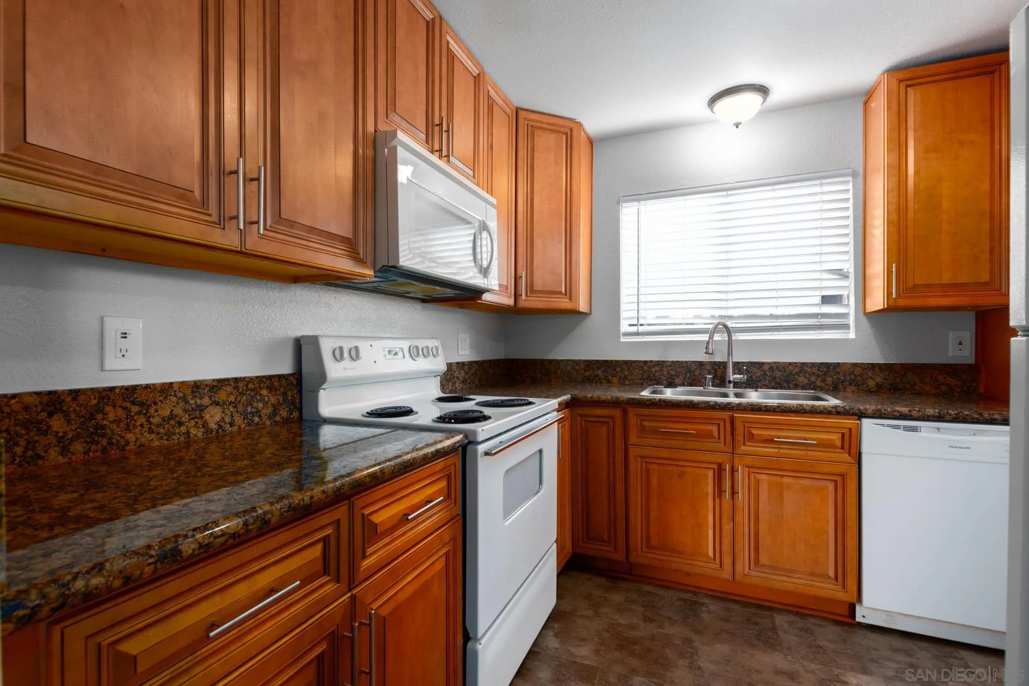 1811 E Grand Ave Unit 175