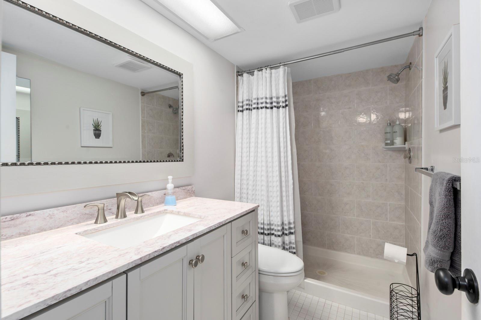 1623 PELICAN COVE RD #226