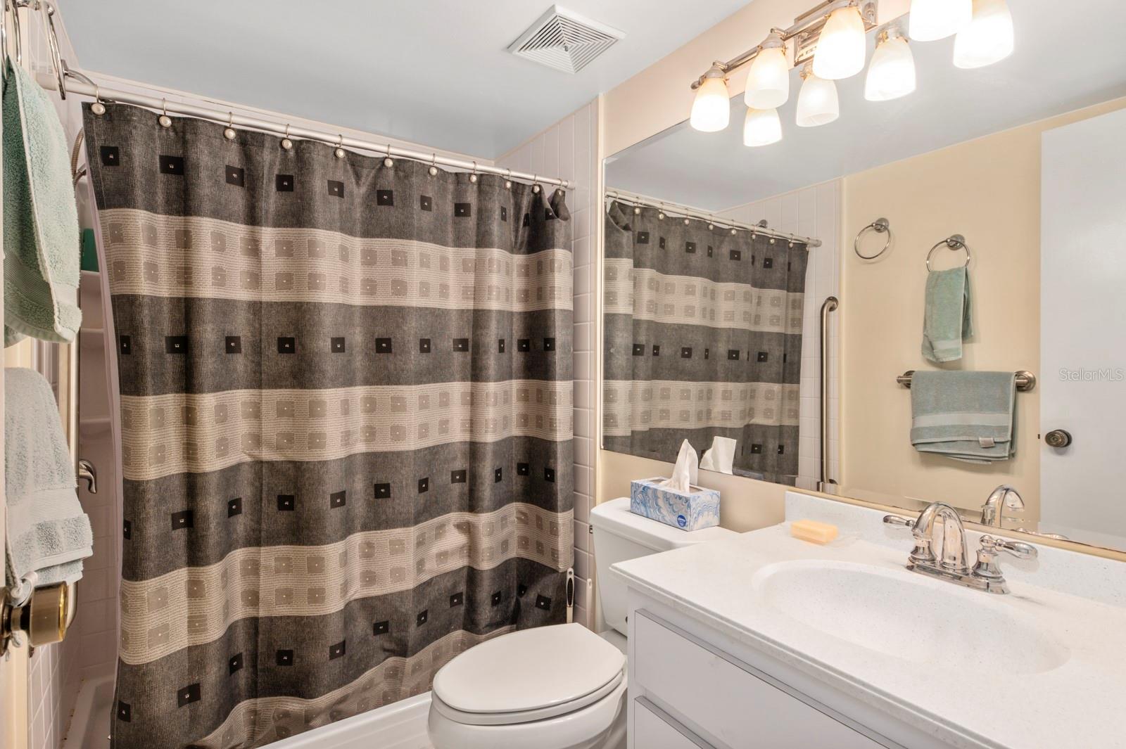 1700 GLENHOUSE DR #406