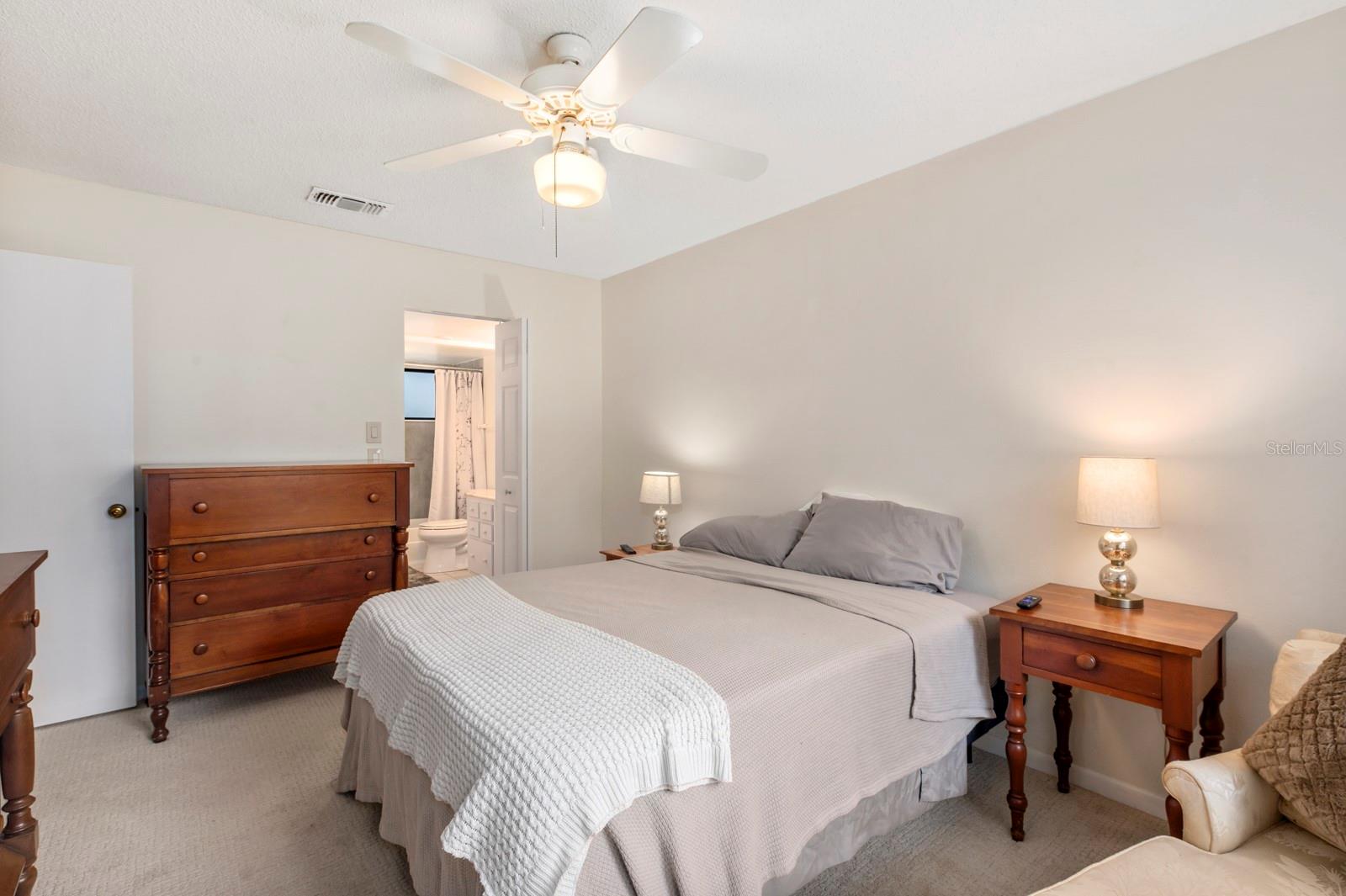 1700 GLENHOUSE DR #406