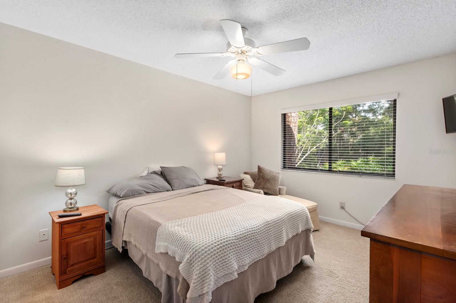 1700 GLENHOUSE DR #406