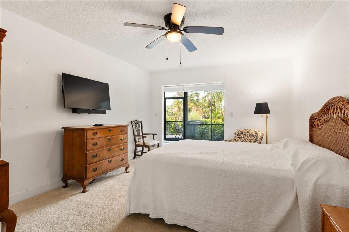 1629 PELICAN COVE RD #138A