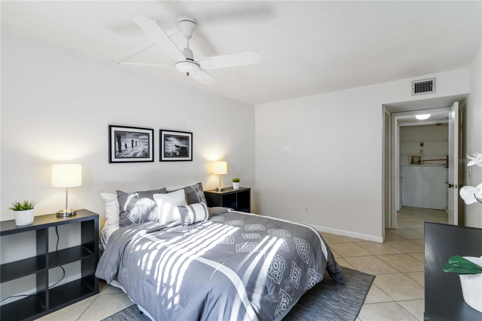 1720 GLENHOUSE DR #325