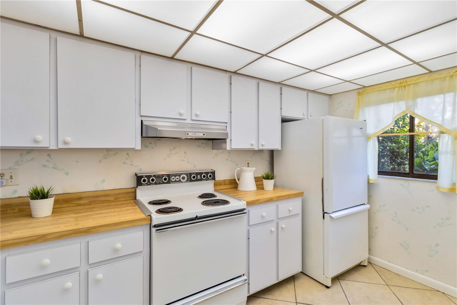 1720 GLENHOUSE DR #325