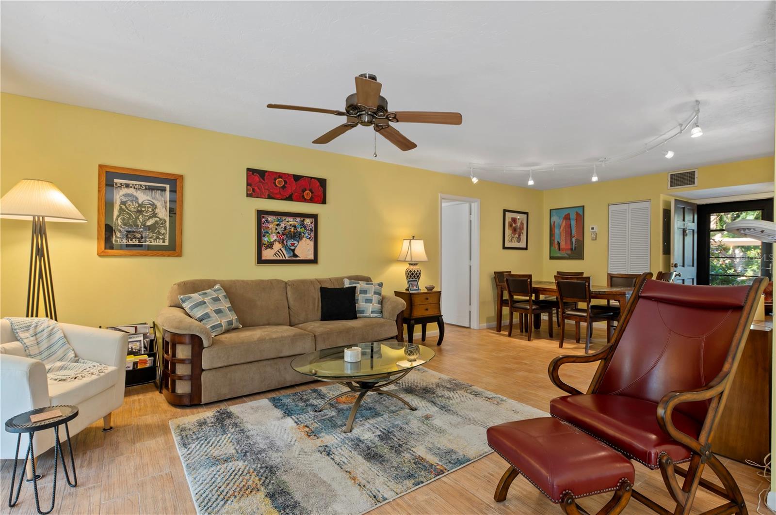 1680 BROOKHOUSE CIR #110