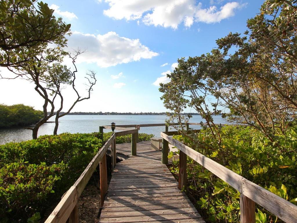 1680 BROOKHOUSE CIR #110