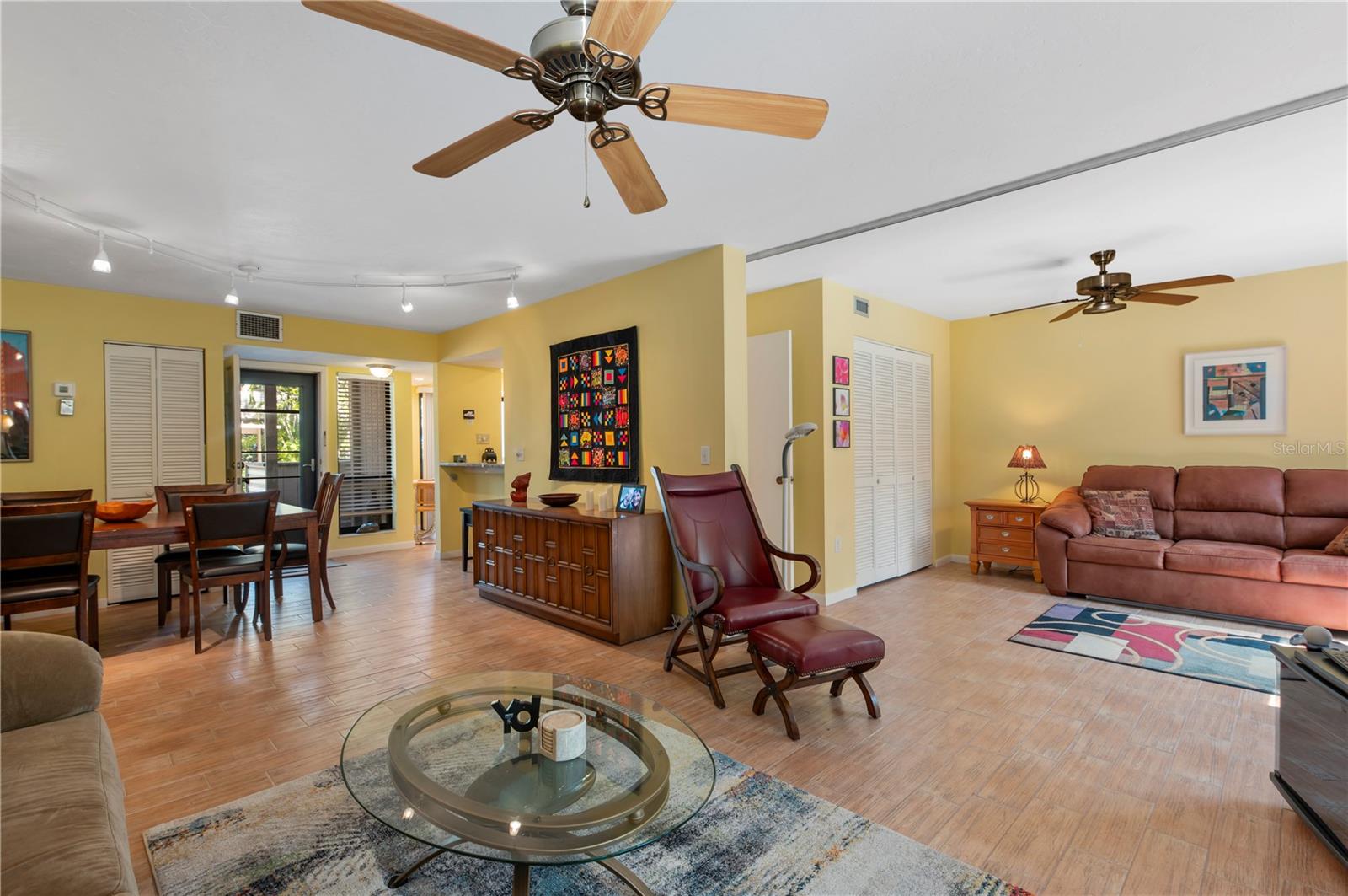 1680 BROOKHOUSE CIR #110