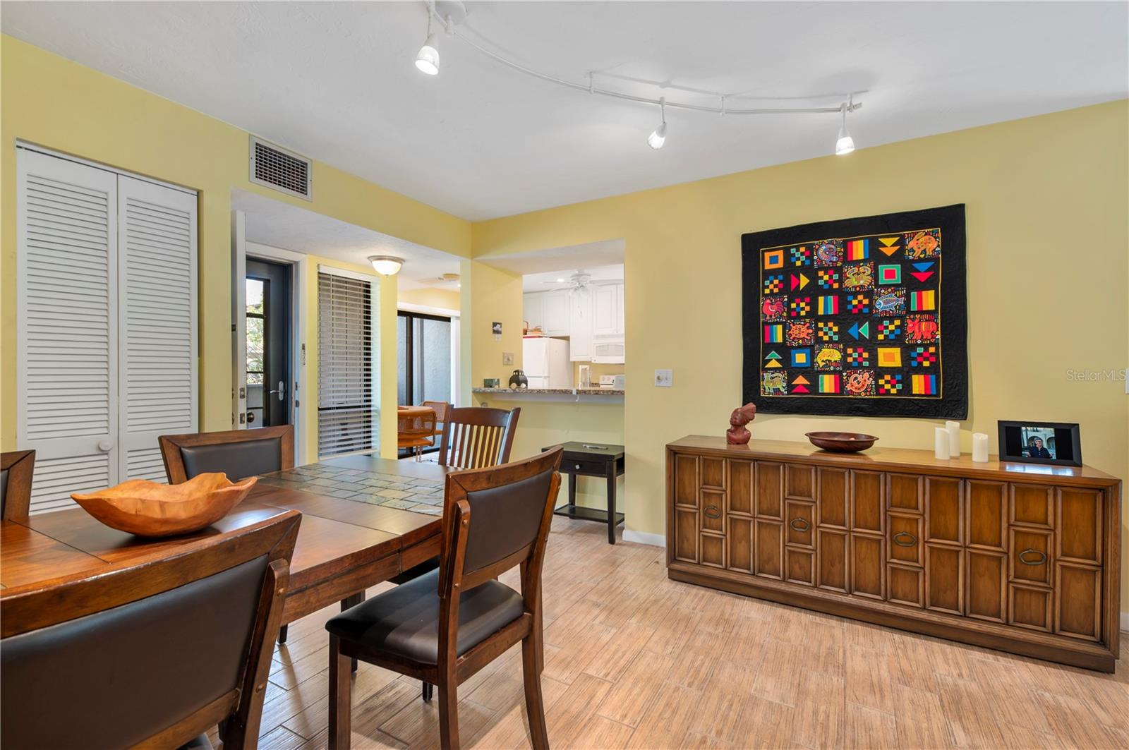 1680 BROOKHOUSE CIR #110