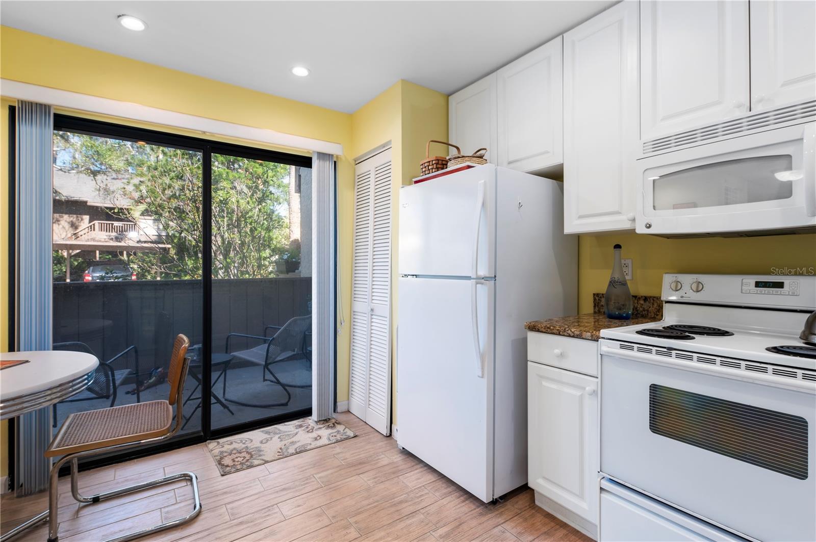 1680 BROOKHOUSE CIR #110