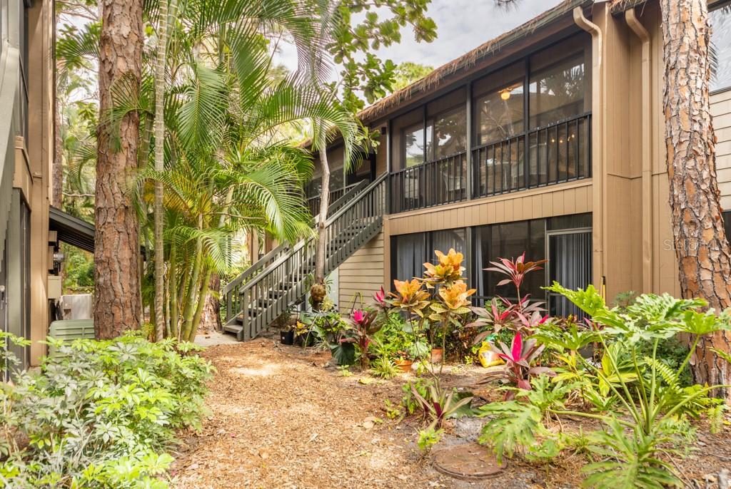 1711 PELICAN COVE RD #443