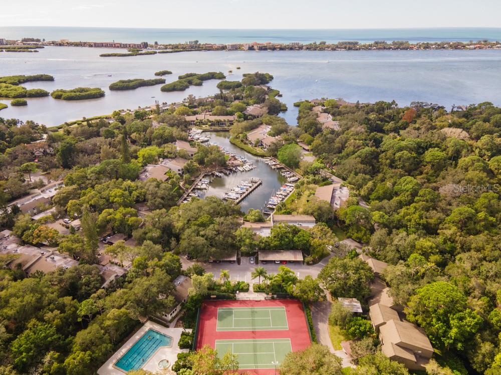 1711 PELICAN COVE RD #443