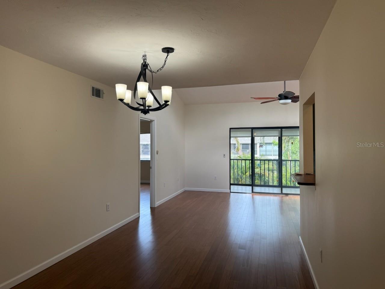 1512 PELICAN COVE RD #239