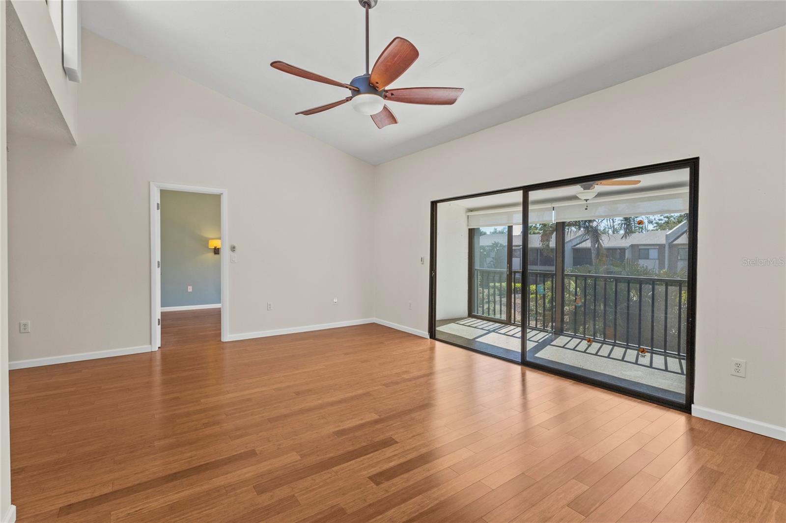 1512 PELICAN COVE RD #239