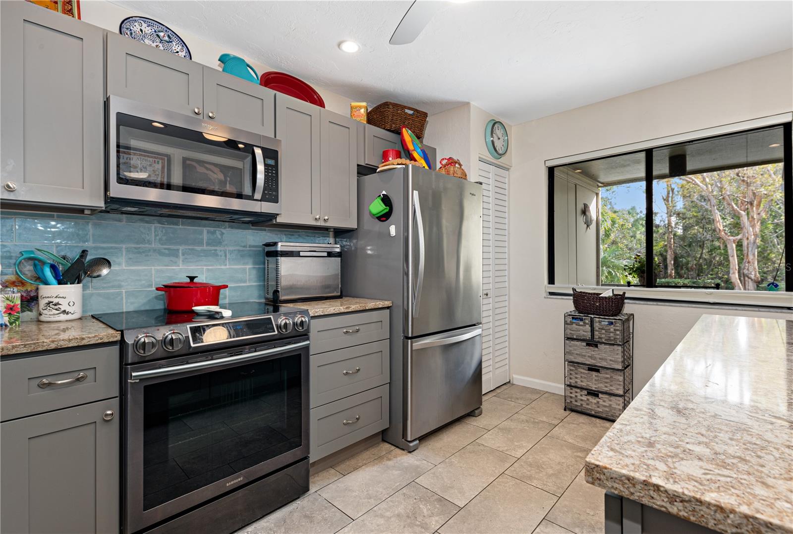 1512 PELICAN COVE RD #239