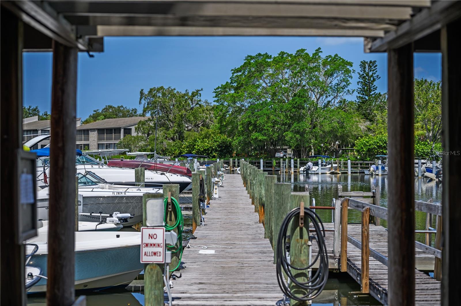1526 PELICAN POINT DR #146