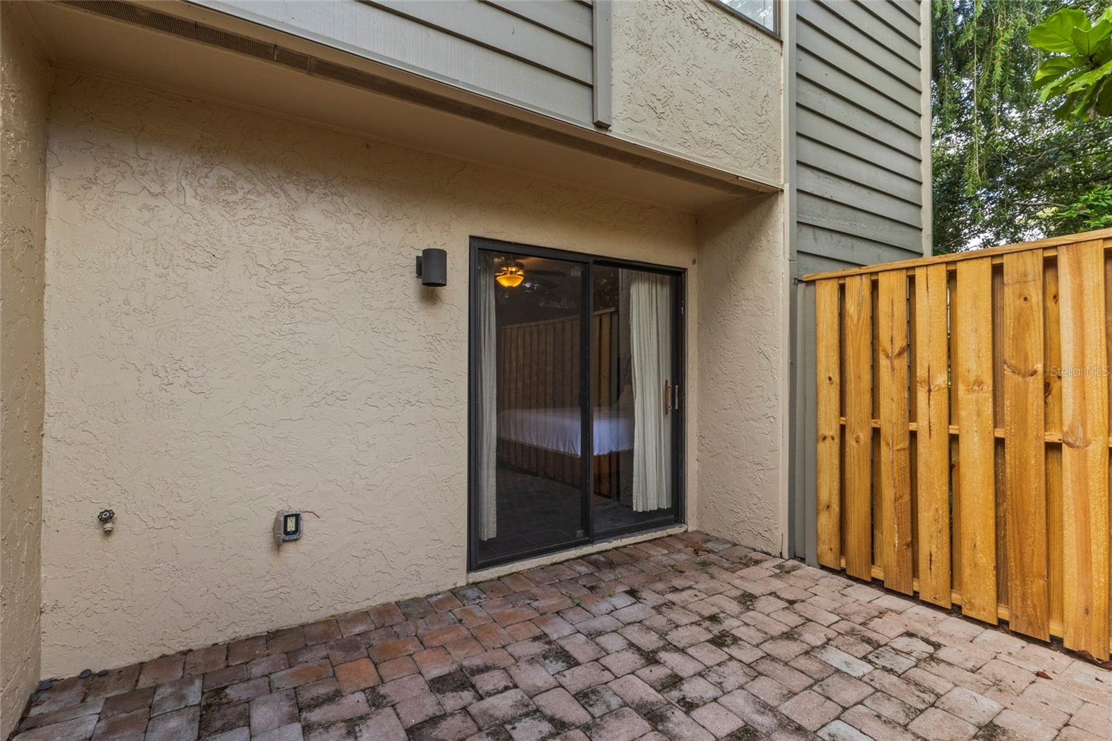 1526 PELICAN POINT DR #146