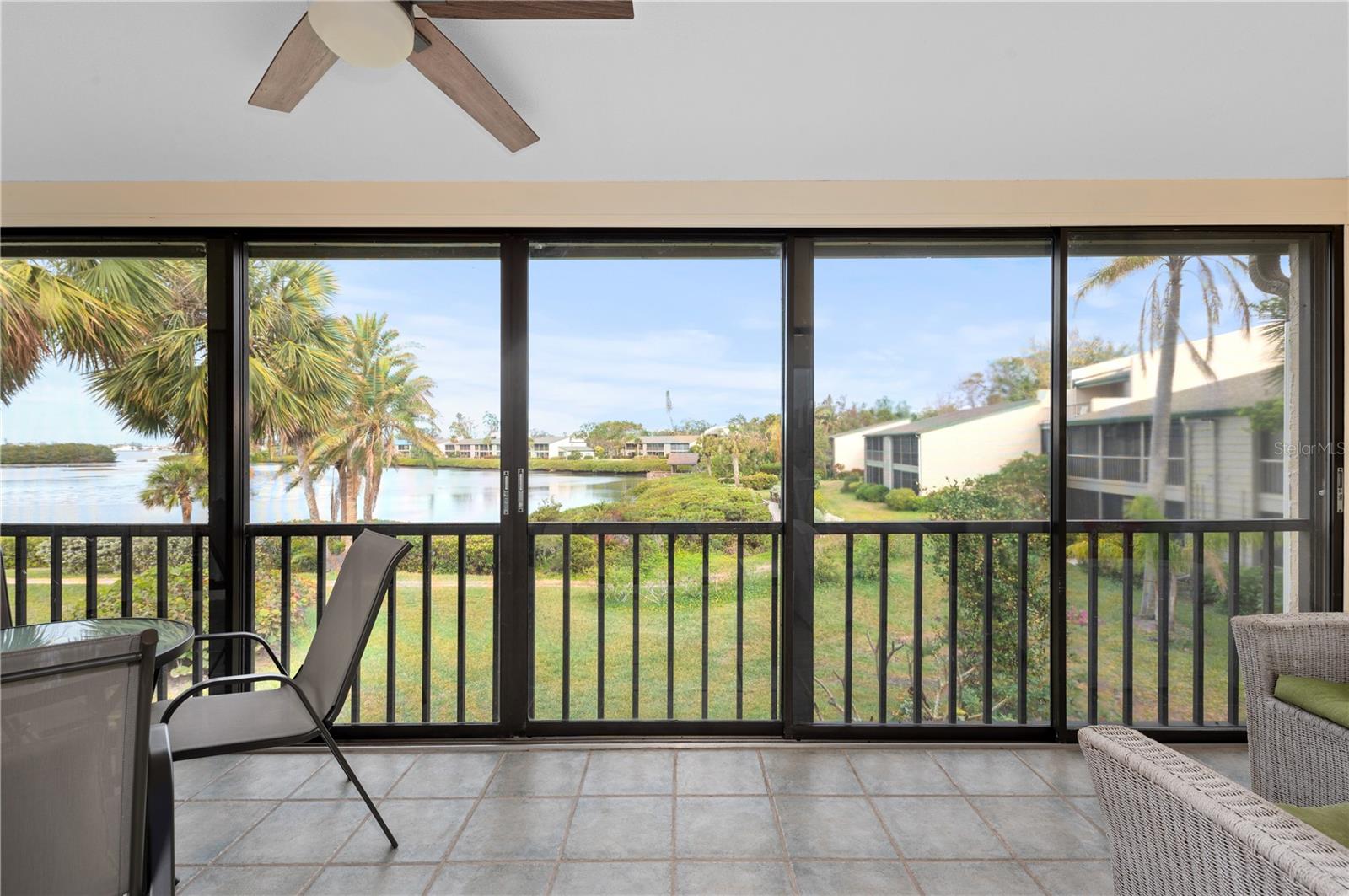 1603 BAYHOUSE POINT DR #212