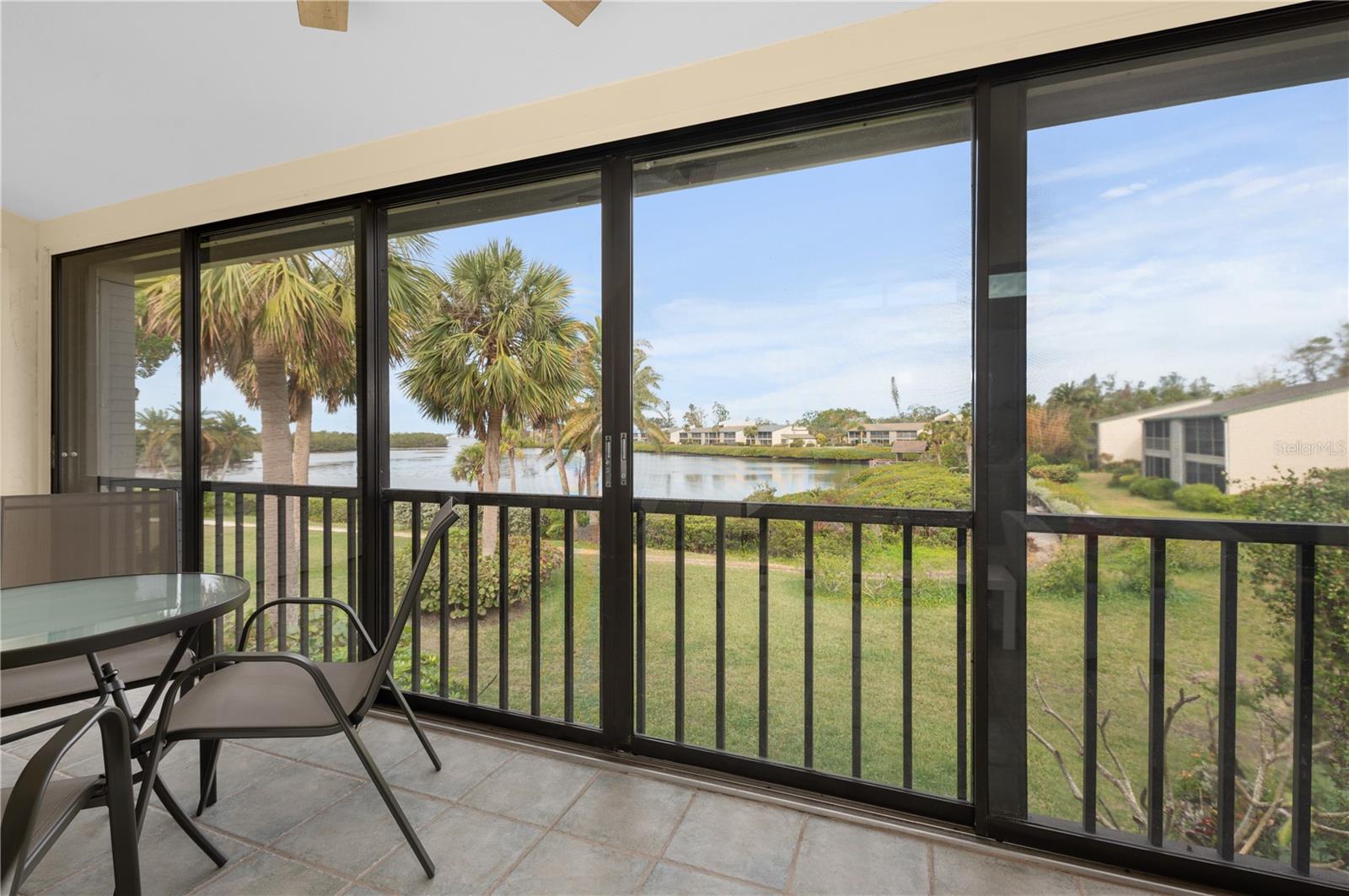 1603 BAYHOUSE POINT DR #212