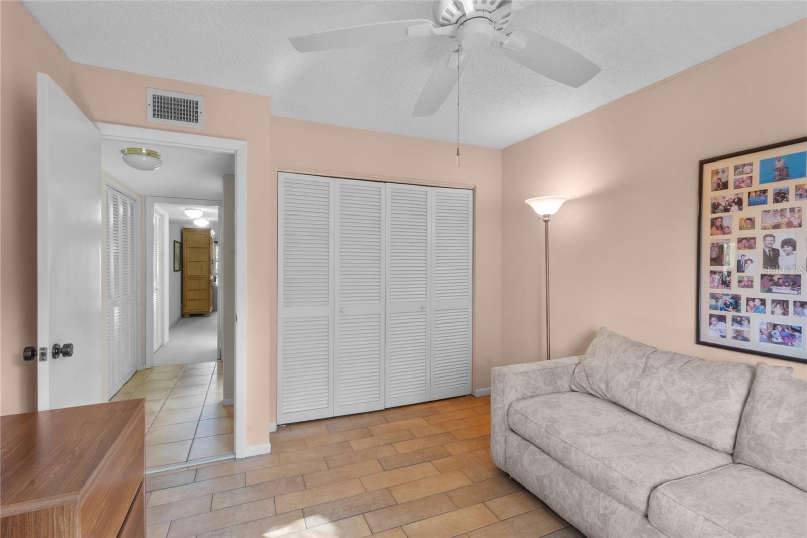 1621 BOATHOUSE CIR #220