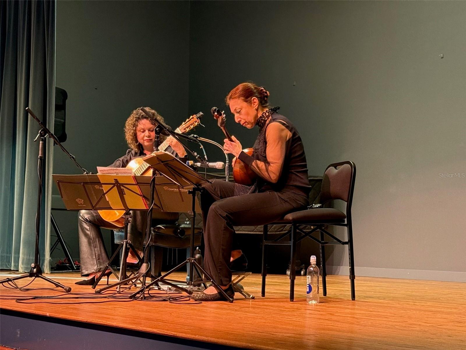 1621 BOATHOUSE CIR #220