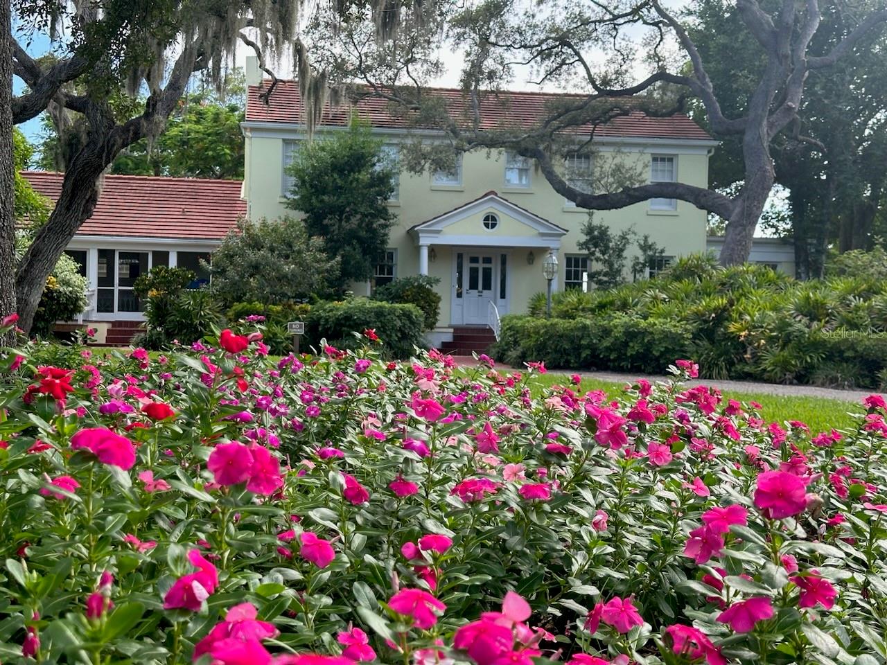 1621 BOATHOUSE CIR #220