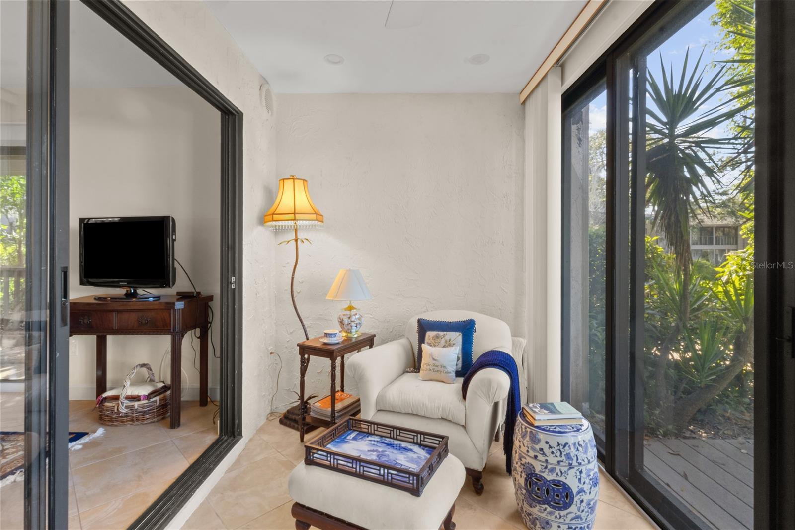 1633 BOATHOUSE CIR #131