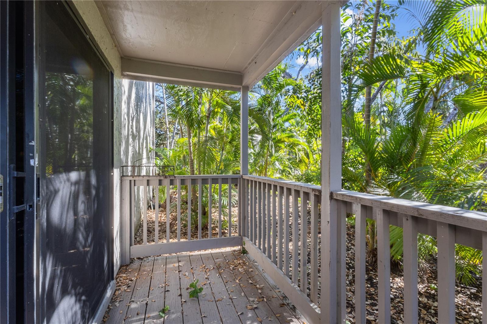 1633 BOATHOUSE CIR #131