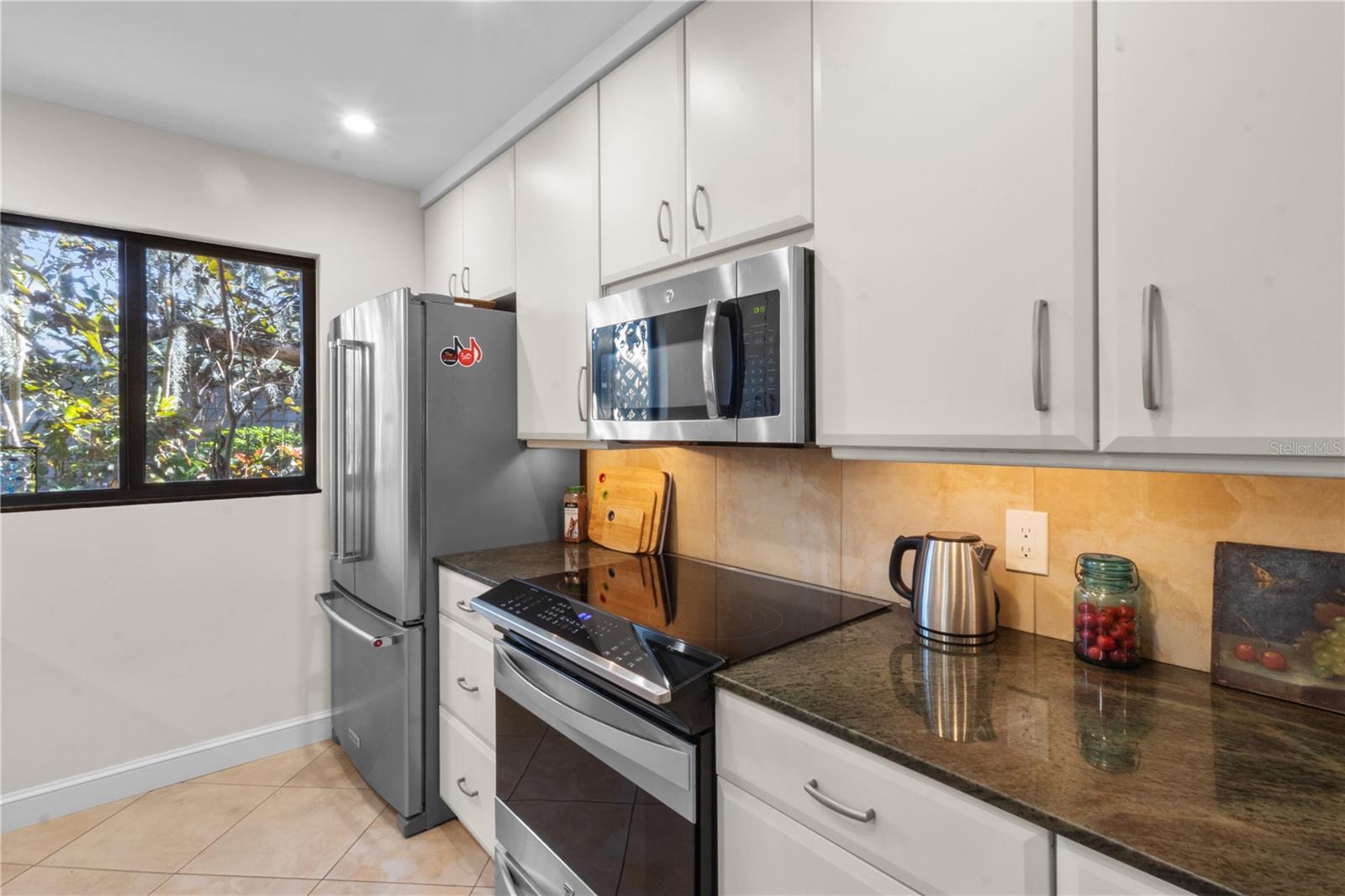 1633 BOATHOUSE CIR #131