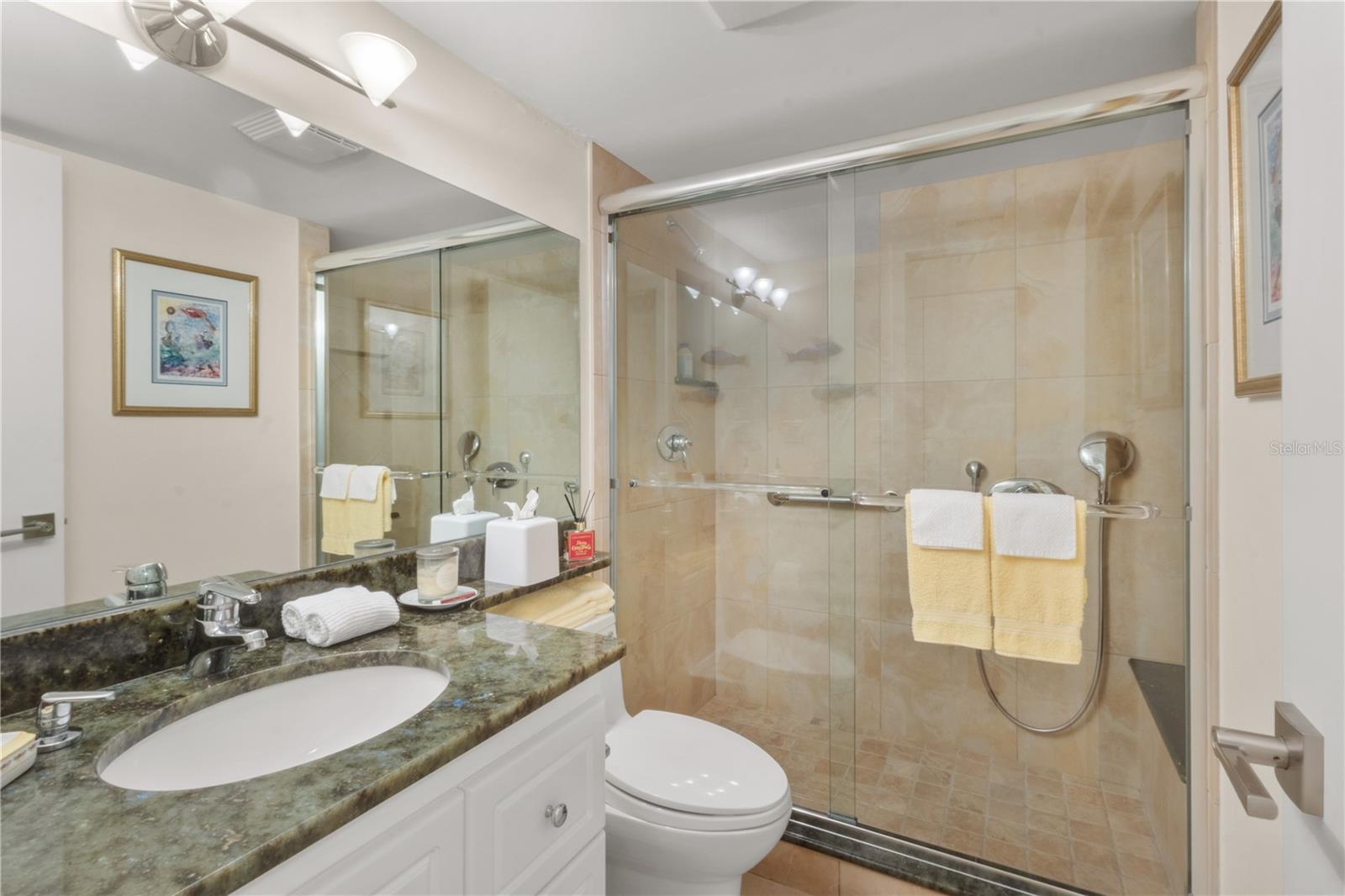 1633 BOATHOUSE CIR #131