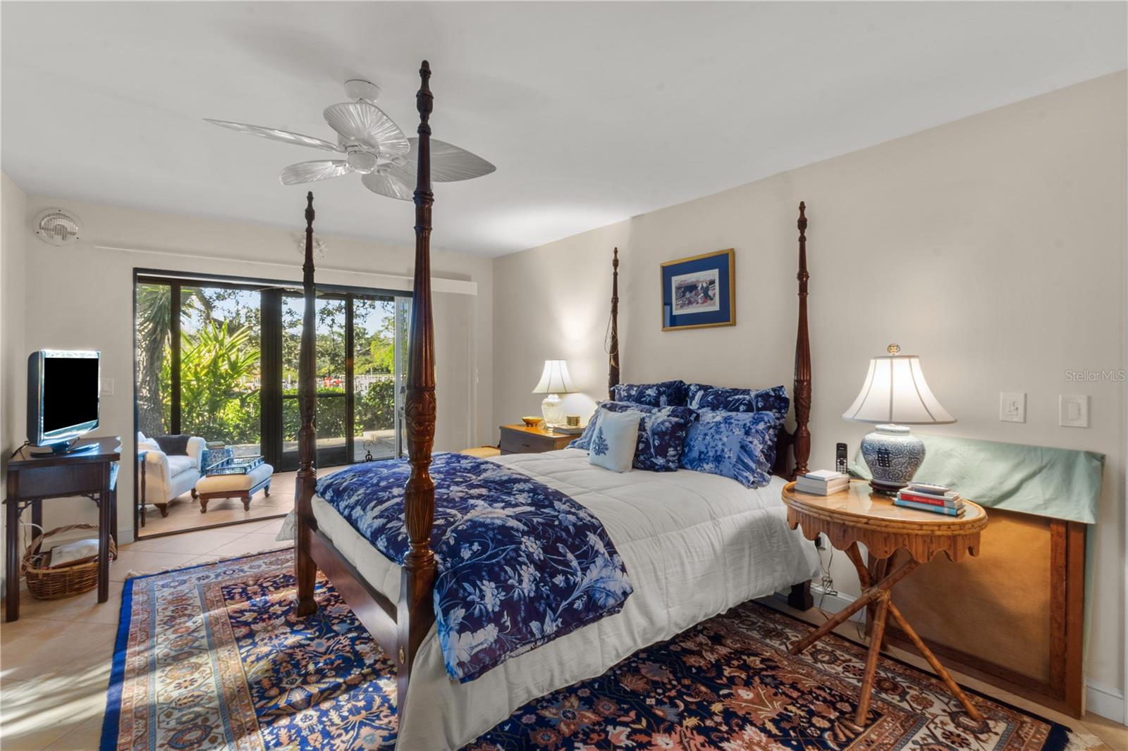 1633 BOATHOUSE CIR #131