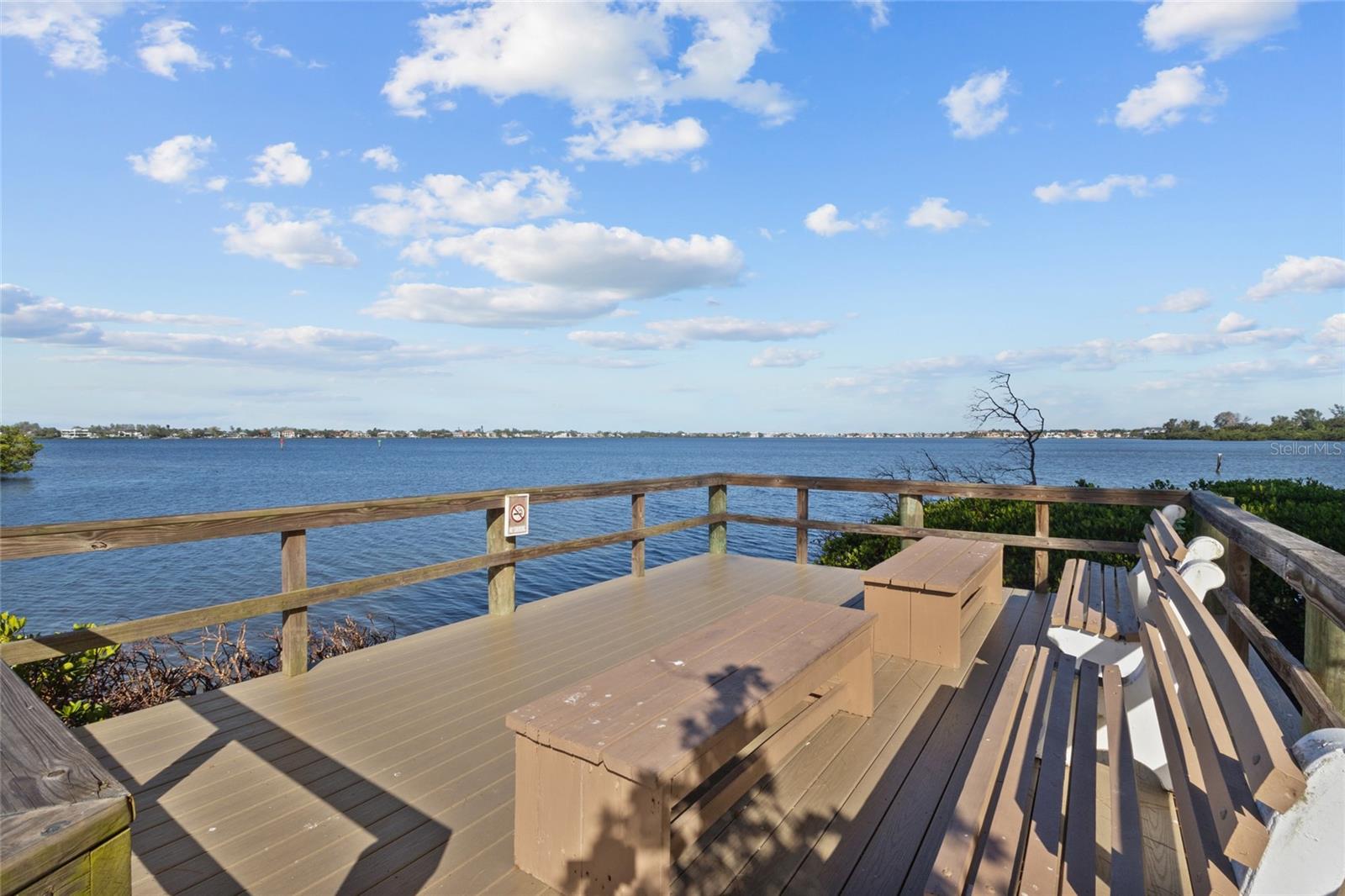 1633 BOATHOUSE CIR #131