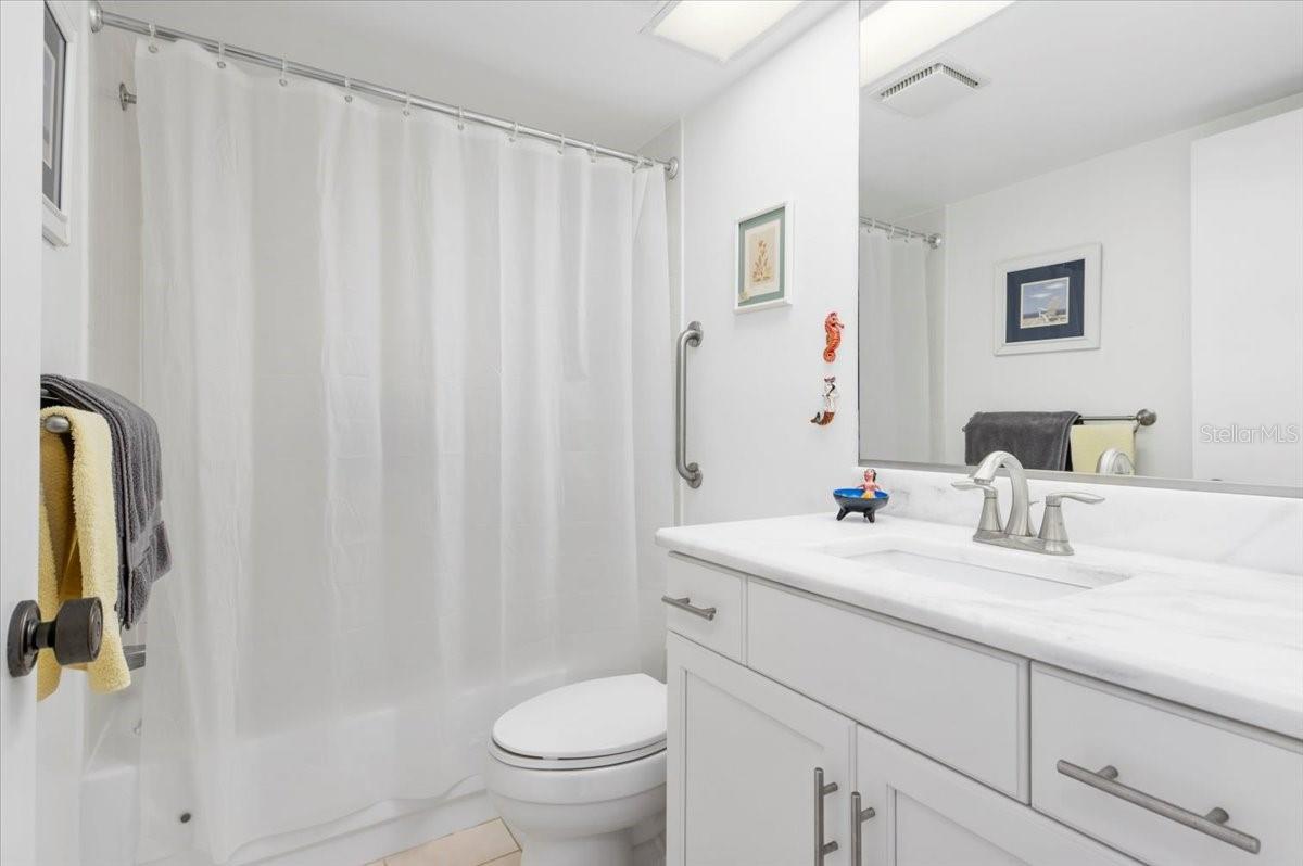 1519 PELICAN POINT DR #288