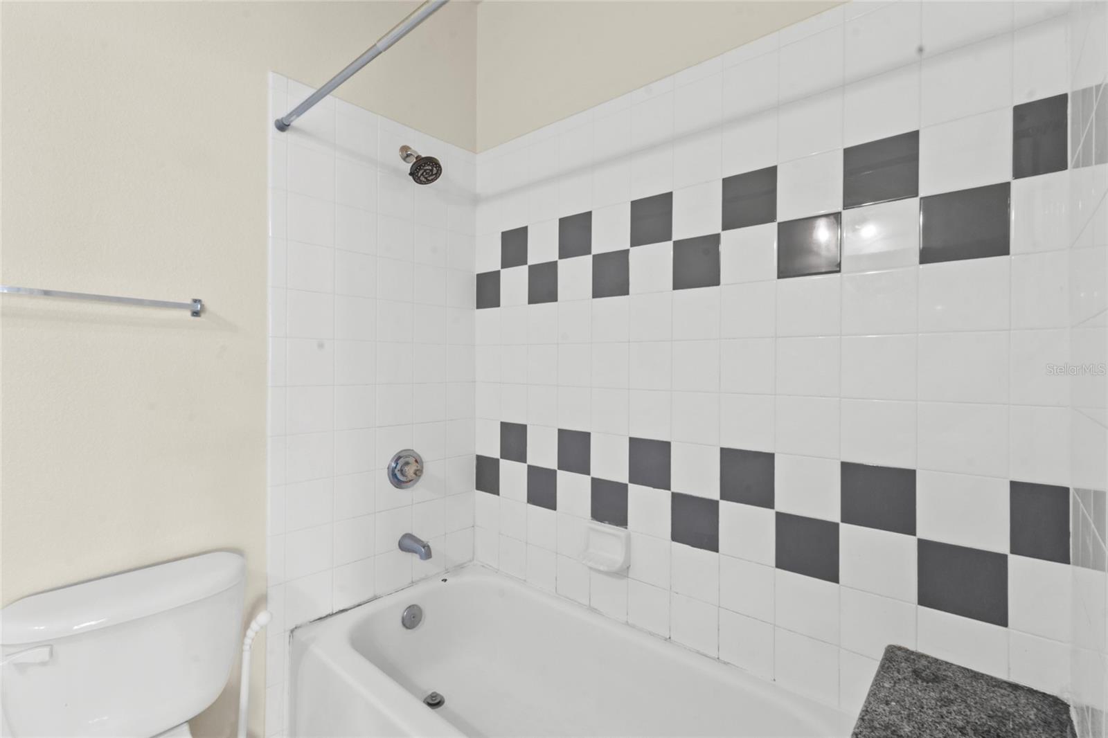 7534 PLANTATION CIR