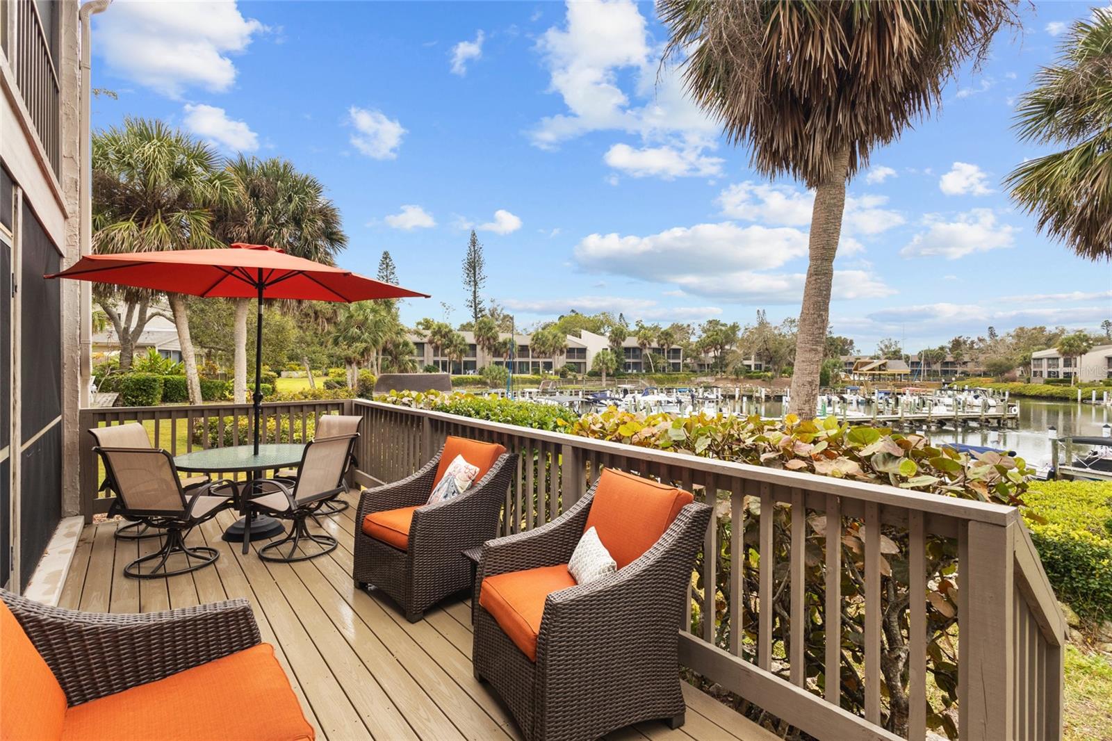 1633 BOATHOUSE CIR #134