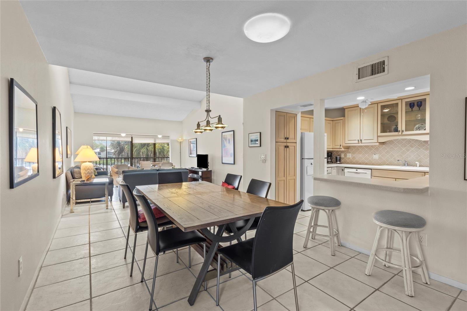 1633 BOATHOUSE CIR #232