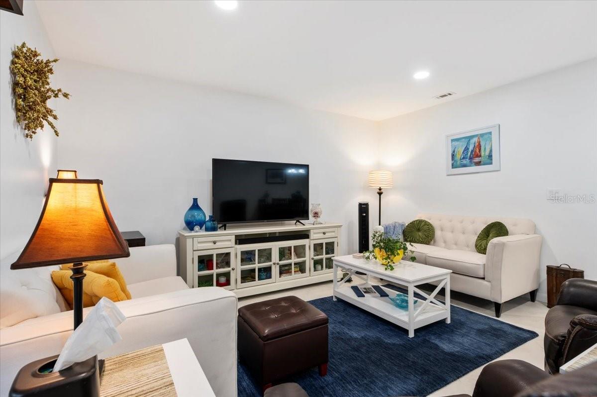 1708 GLENHOUSE DR #313