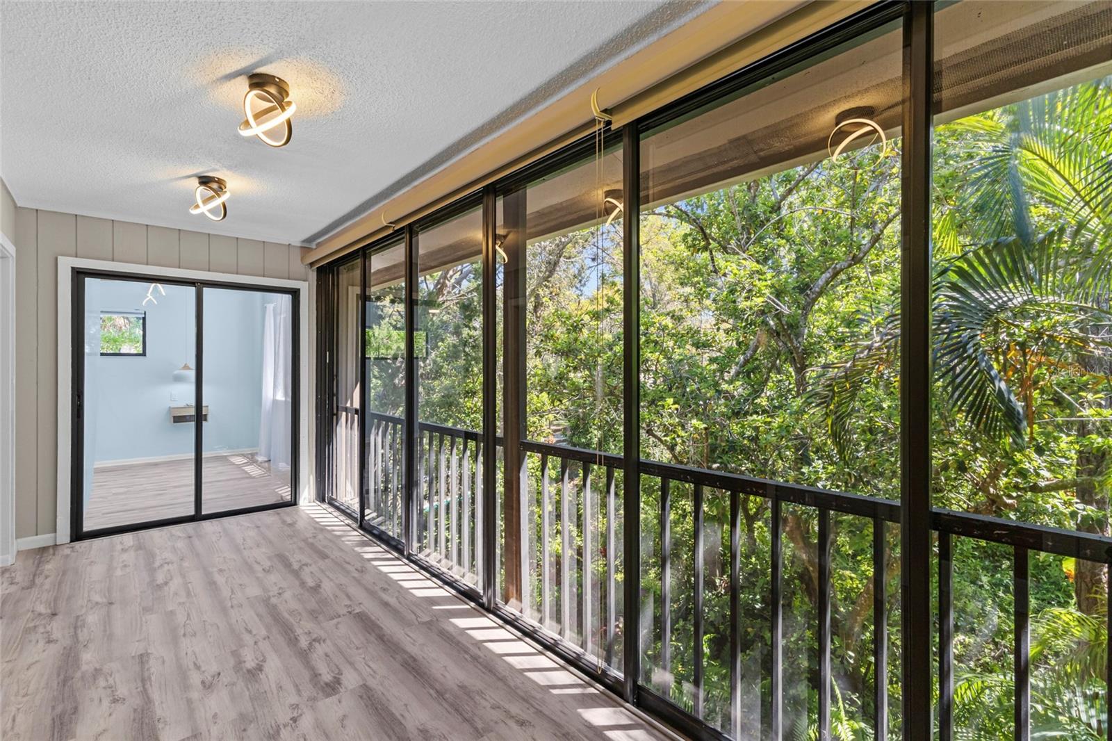 1636 BROOKHOUSE DR #230