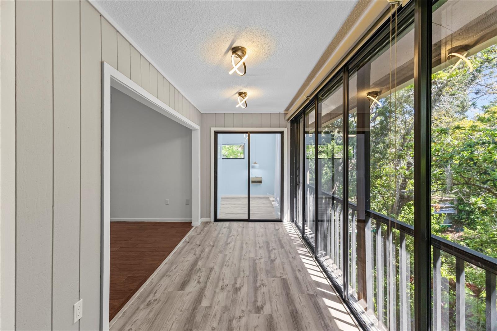 1636 BROOKHOUSE DR #230