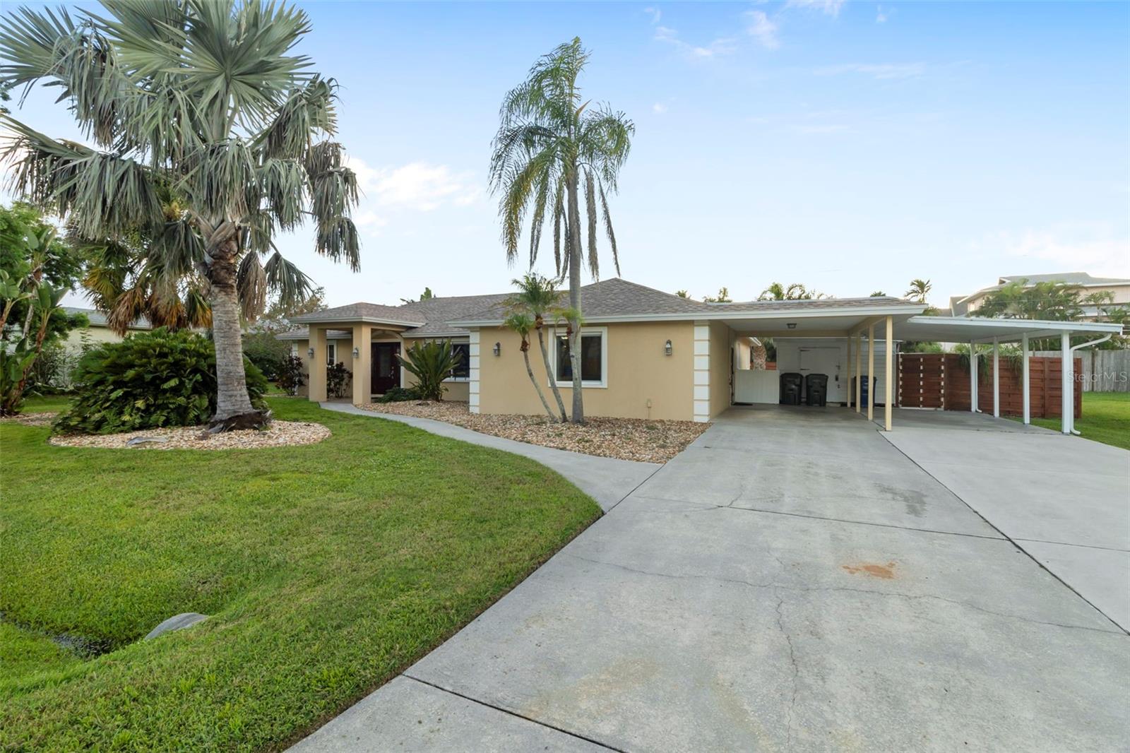 6454 BEECHWOOD AVE