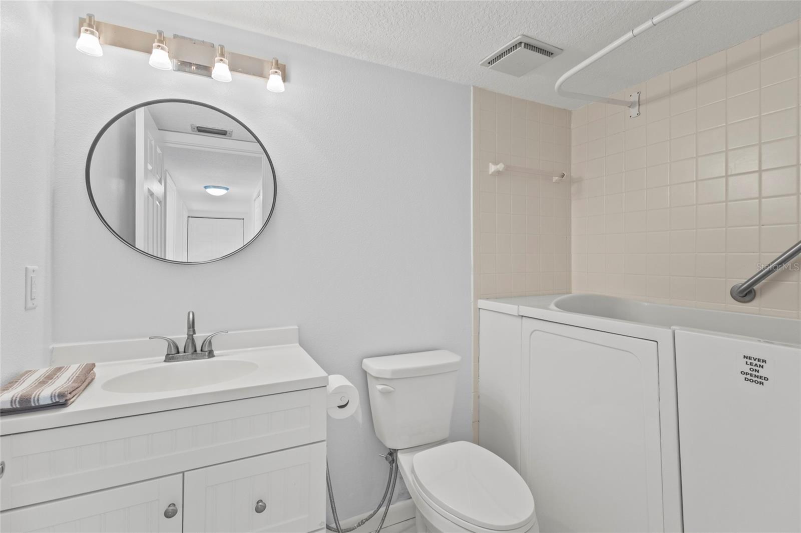 1511 PELICAN POINT DR #279