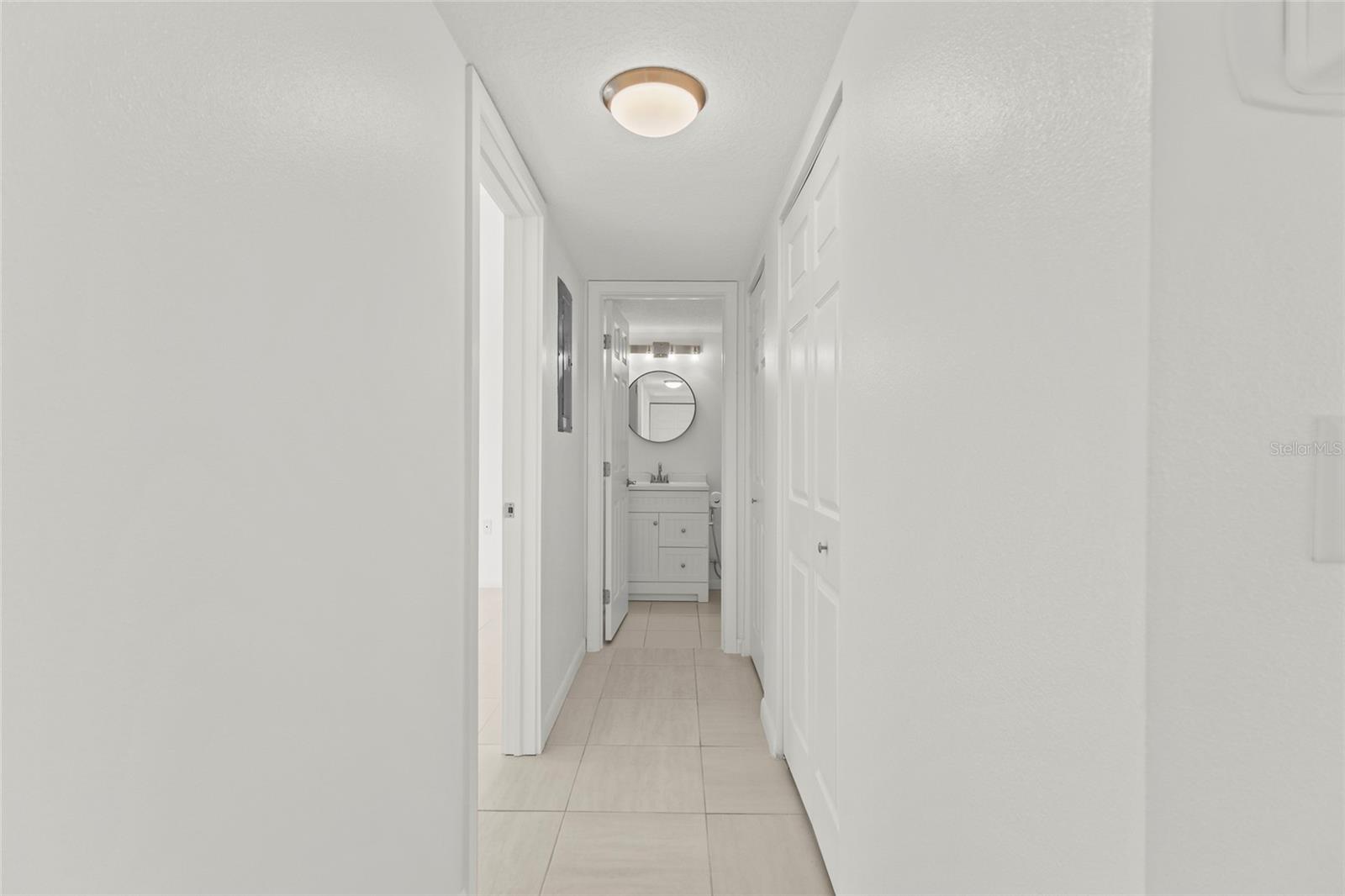 1511 PELICAN POINT DR #279