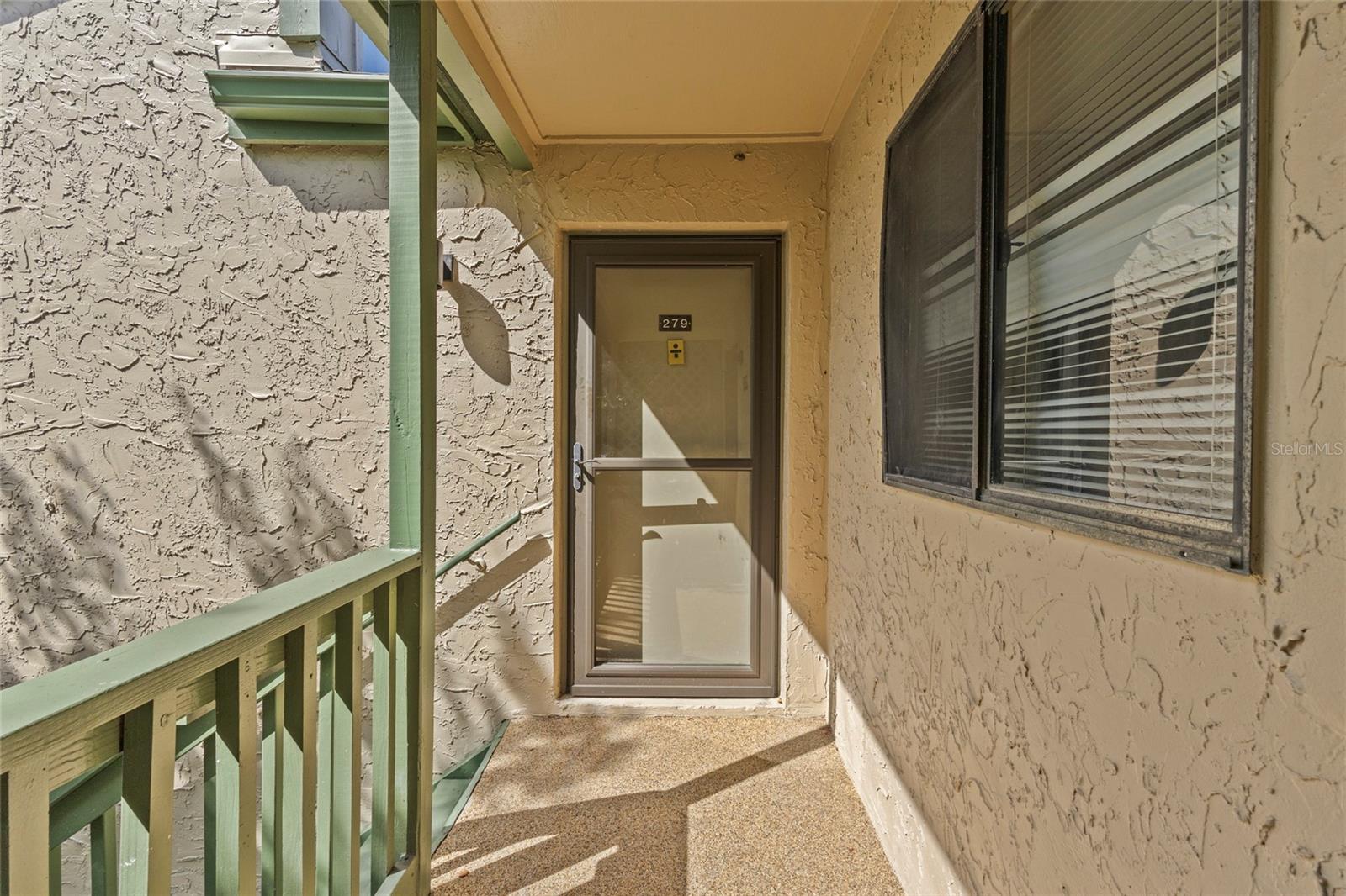 1511 PELICAN POINT DR #279