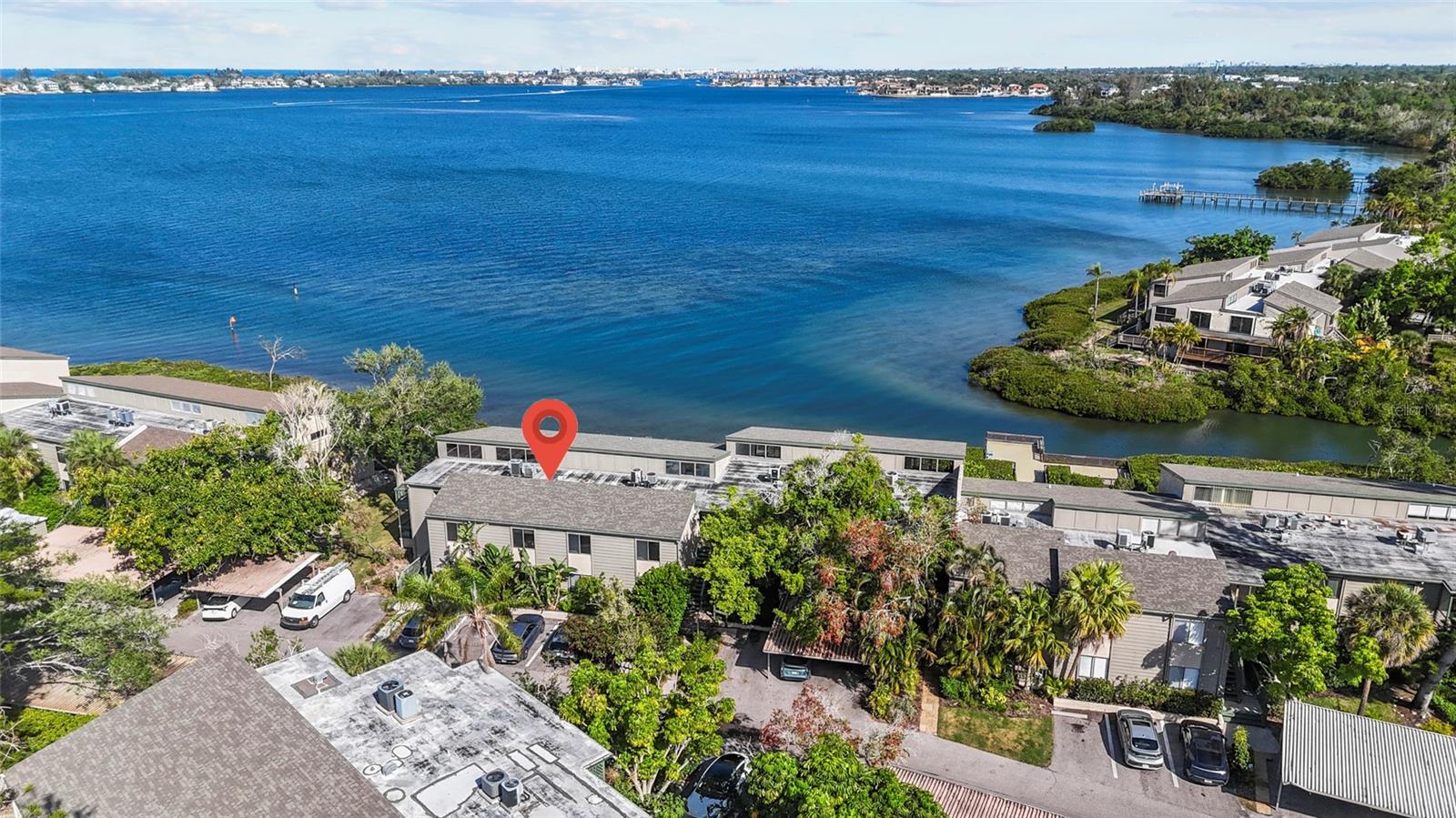 1511 PELICAN POINT DR #279